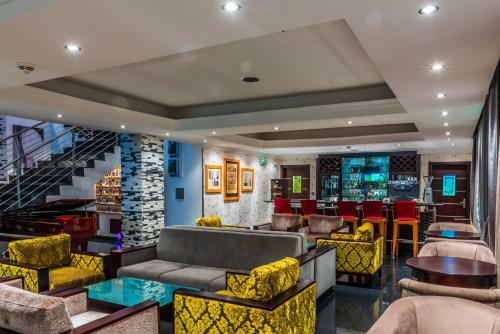Protea Hotel By Marriott Lagos Kuramo Waters