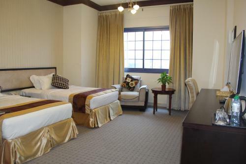 Peninsula Hotel