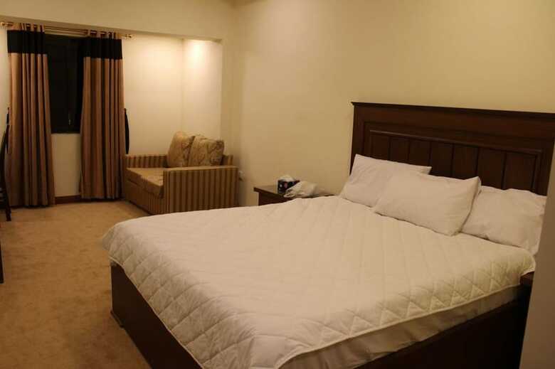 Diplomat Hotel