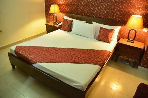 Mars Hotel