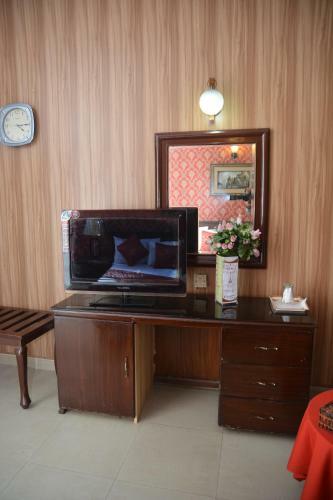 Mars Hotel