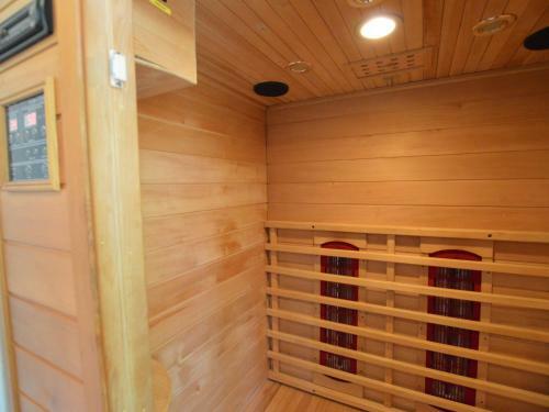 Cozy Holiday Home With Infrared Sauna In Stramproy