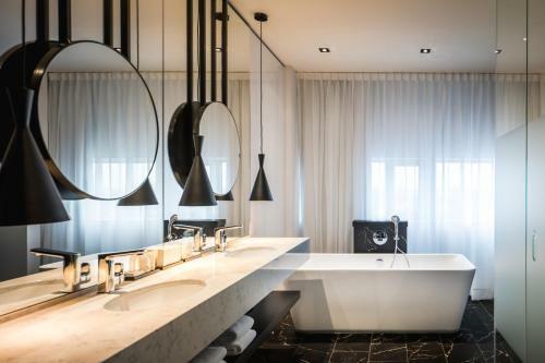 Hotel Van Der Valk Zaltbommel-a2