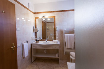Sartoris Hotel Lavis