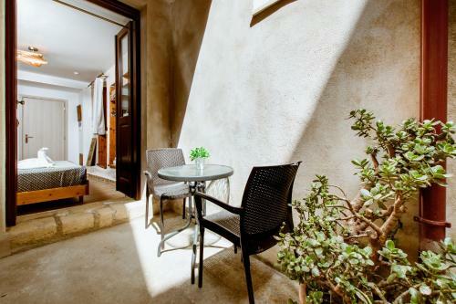 Bozzali Deluxe Hotel