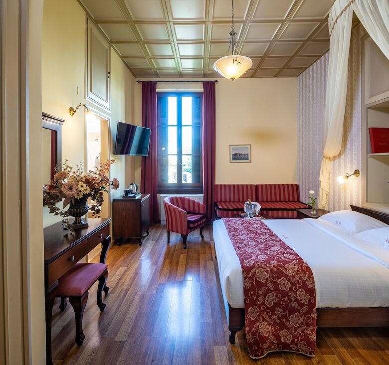 Halepa Hotel