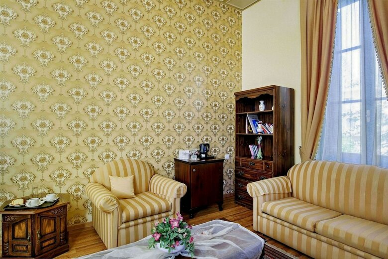 Halepa Hotel