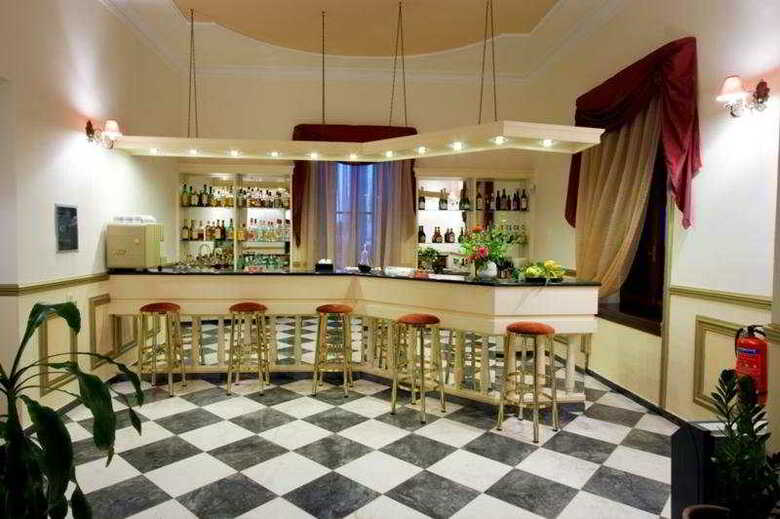 Halepa Hotel