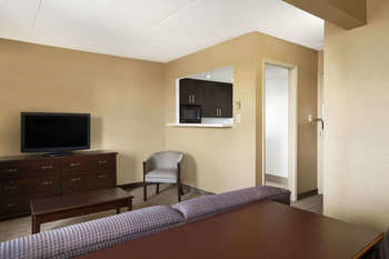 Hotel Travelodge Toronto East