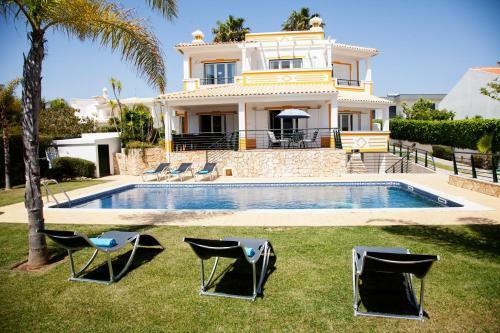 Villa Nogueira