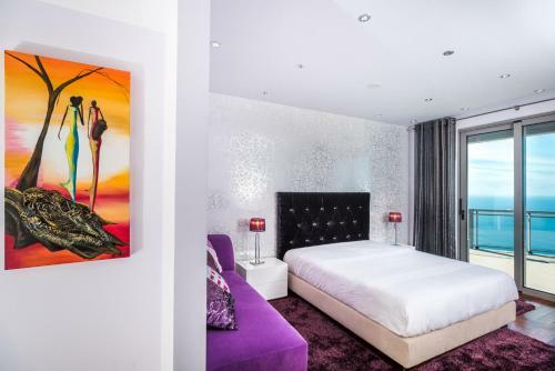 Villa S�o Louren�o - By Mhm