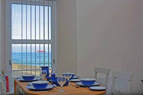 Apartment 8, The Granary