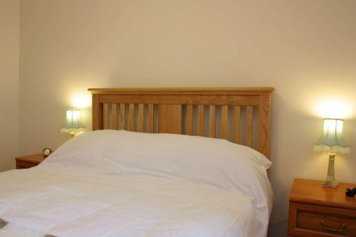 Apartment 8, The Granary