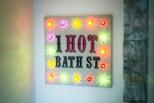 1 Hot Bath St