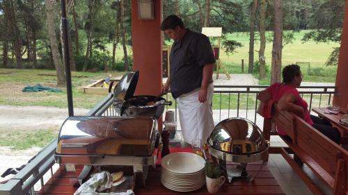 Hostal Restaurace A Penzion Blu?ina