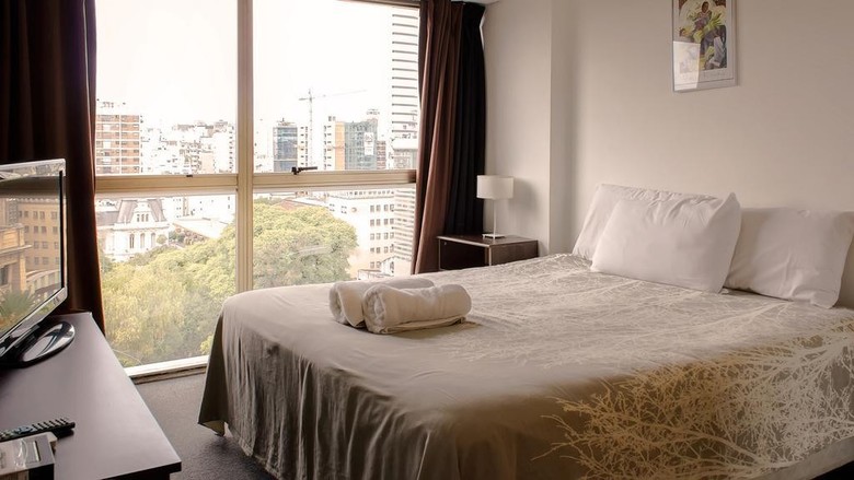 Hotel Callao Plaza Suites