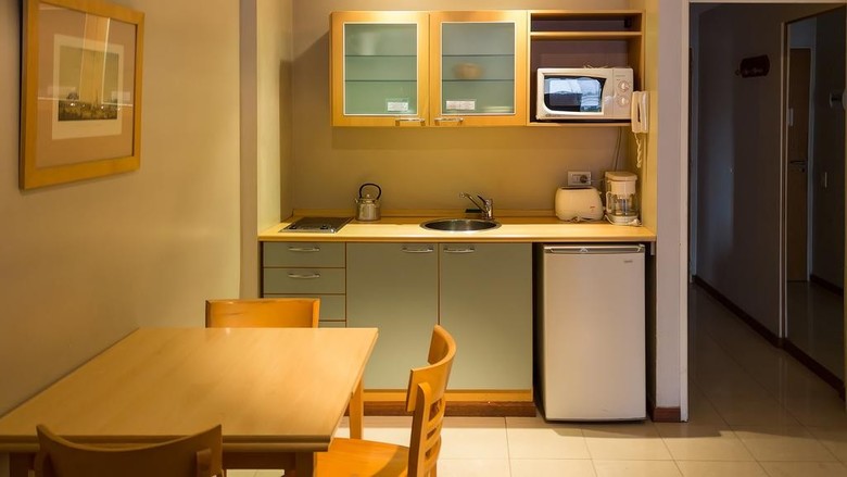 Hotel Callao Plaza Suites