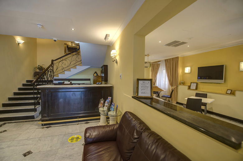 Allegro Hotel