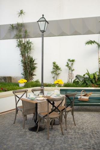 Bed & Breakfast Casa Das Palmeiras Charming House - Azores 1901