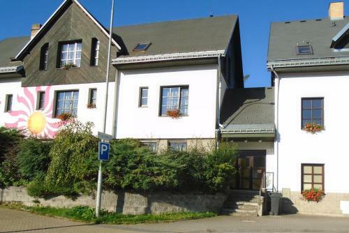 Hostal Wellness Penzion L�zn? Jablonec