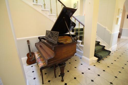 Hotel Commonwood Manor
