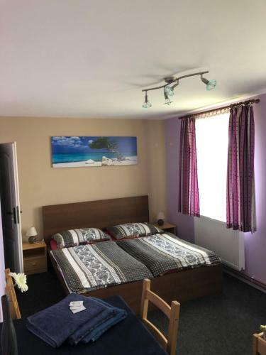 Hostal Penzion F�fa