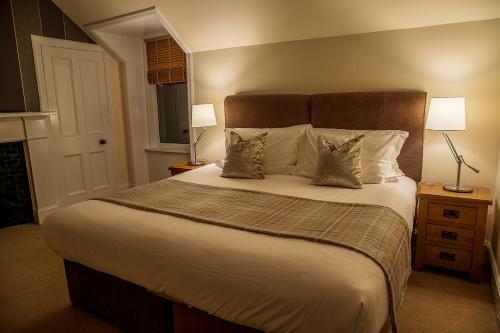 Villa River House