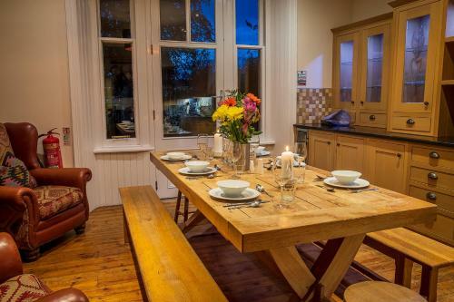 Villa River House