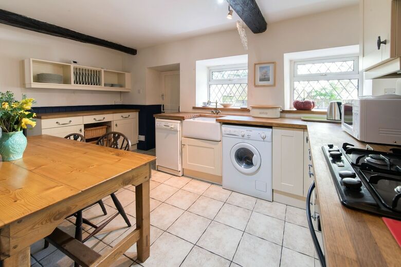 Half Moon Cottage