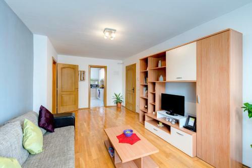 Iza's Apartment