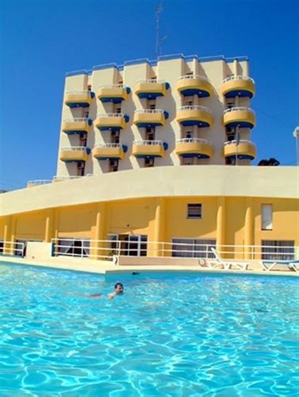 Hotel Ambassador