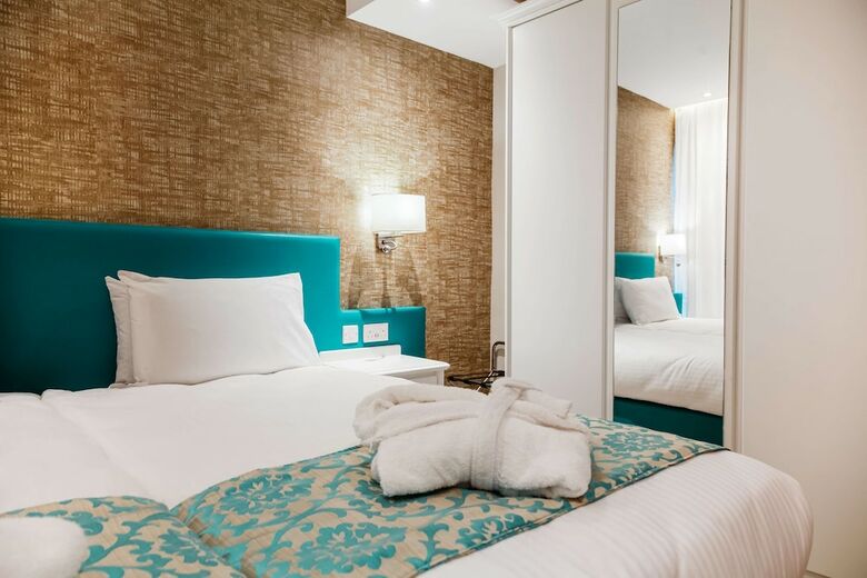 Hotel Pergola Club