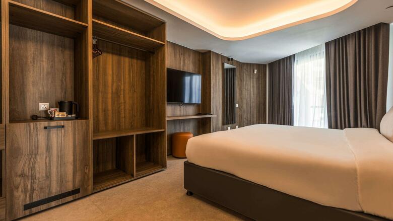 Ax Odycy Hotel