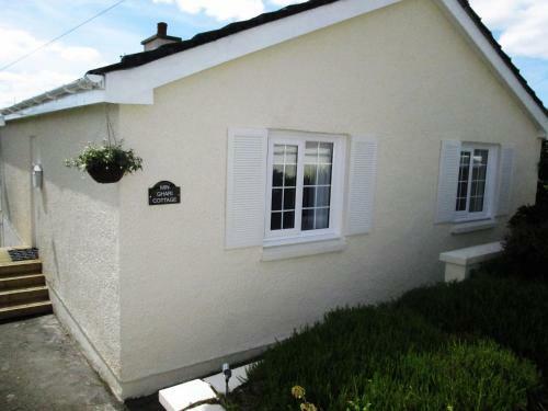 Min Ghari Cottage