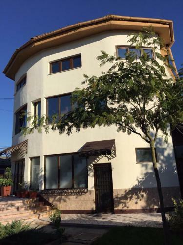 Hostal Casa Craiova Nuova