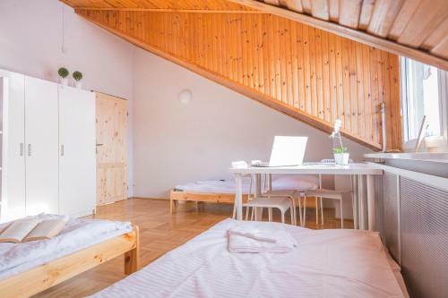 Albergue Kujawska Rooms