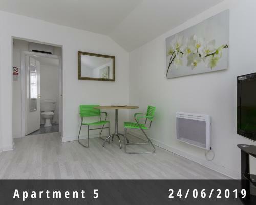 Jade Apartments (south Shore)