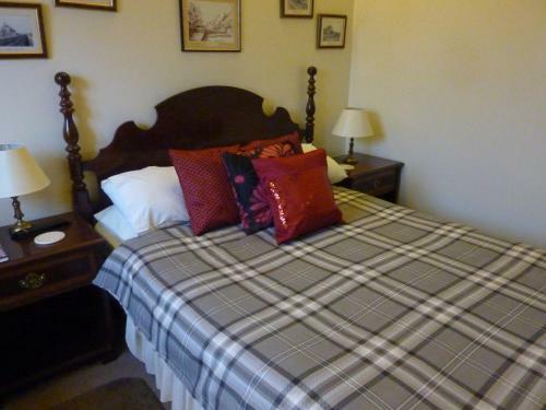Hostal The Horseshoes Bed & Breakfast