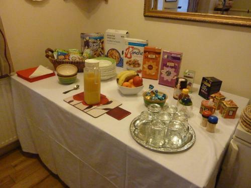 Hostal The Horseshoes Bed & Breakfast