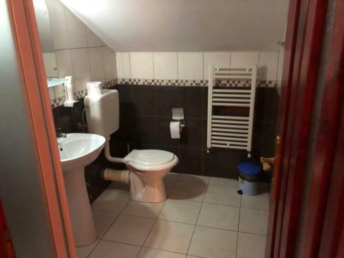 Hostal Pension Rozeclas