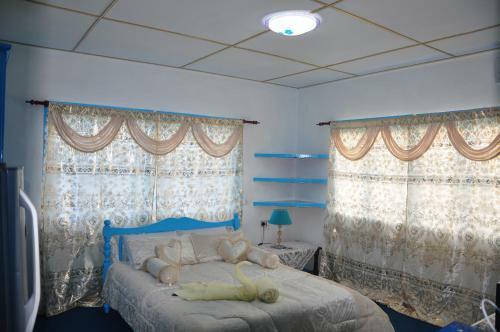 Hostal Le Chateau Bleu