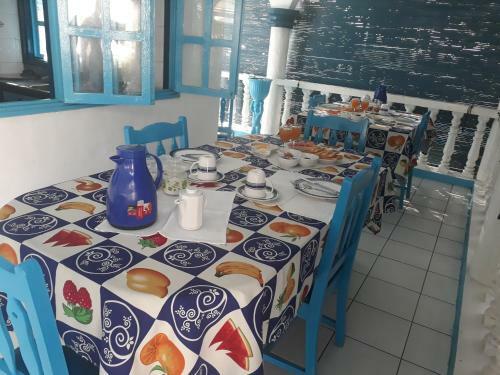 Hostal Le Chateau Bleu
