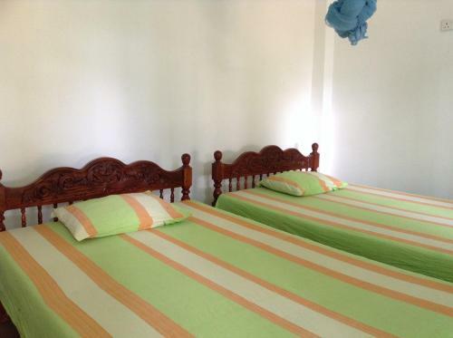 Hostal Lagoon Inn