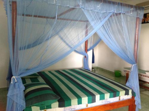 Hostal Lagoon Inn