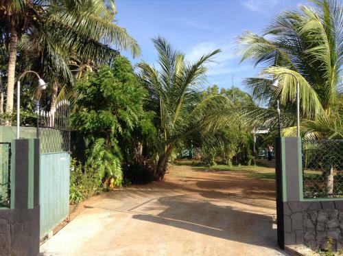 Hostal Lagoon Inn