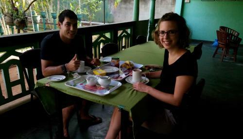 Hostal Lagoon Inn