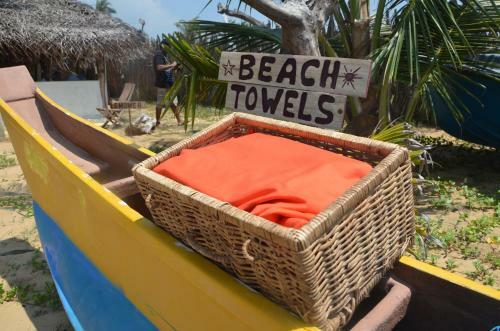 Hotel Dolphin Beach Alankuda