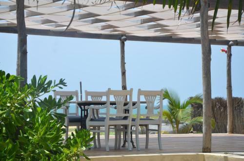 Hotel Dolphin Beach Alankuda