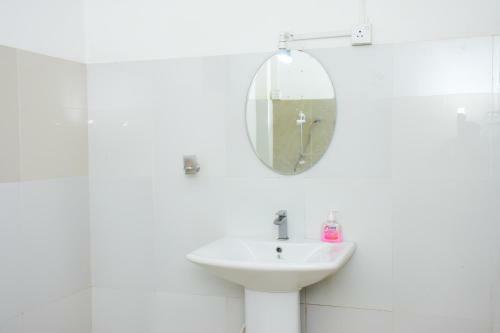 Hostal Leesa Villa Safari Resort