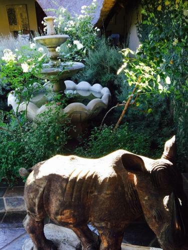 Hostal Ithaba Falls Guest Farm